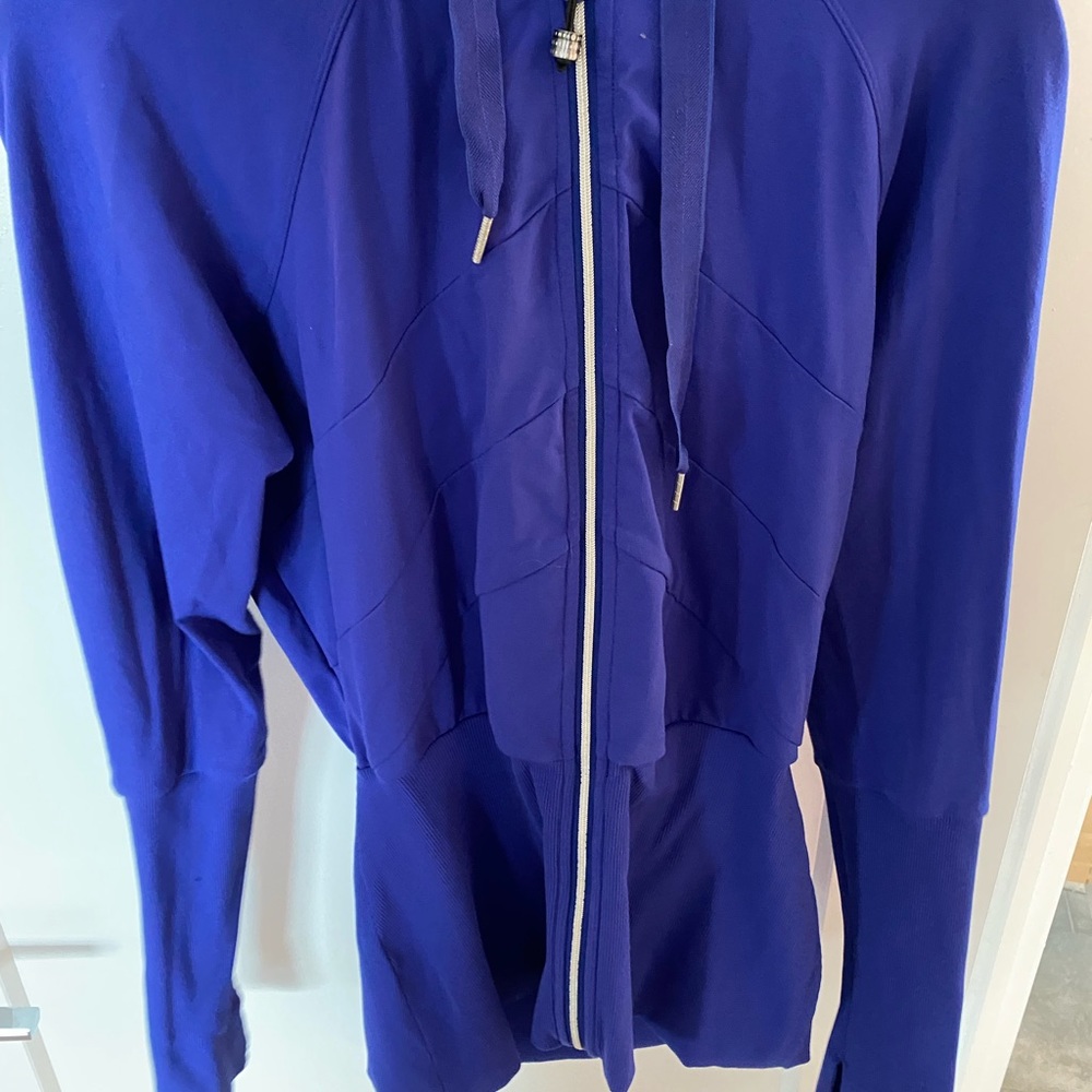Lululemon luxe jacket